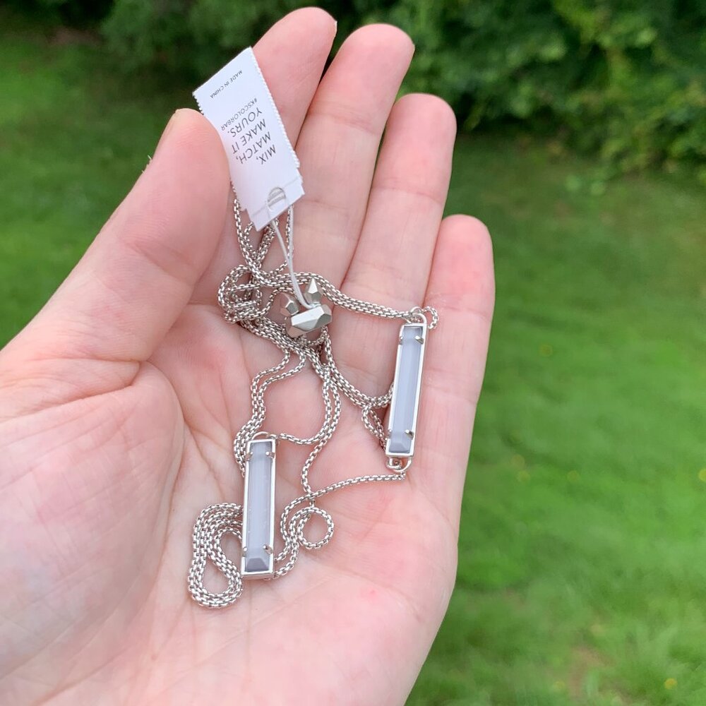 KENDRA SCOTT • Lilly Silver Y Necklace